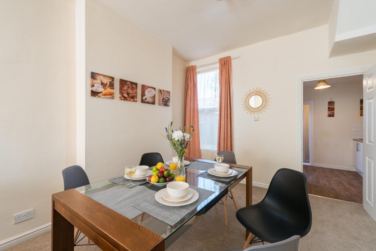 3 Bedroom-5 Beds Newland Ave King'S Palace Leisure-Contractor-Heart Of Hull Amenities Kingston upon Hull Eksteriør bilde